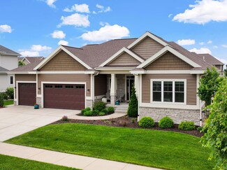 814 Richard Way, Waunakee, WI 53597
