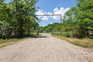 15800 County Road 4009, Mabank, TX 75147