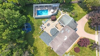 1 Miriam Ln, Monsey, NY 10952