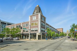 400 E Locust St Unit 216, Des Moines, IA 50309