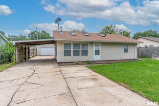 2811 W 70th St, Davenport, IA 52806