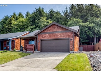 1064 Necarney Ave, Rockaway Beach, OR 97136