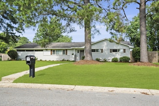 307 Hillendale Dr, Hattiesburg, MS 39402