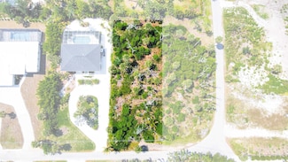 13451 Almond Dr, Iona, FL 33908