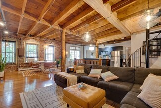 55 Perkins St, Salem, MA 01970
