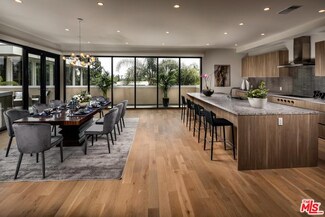 330 W Green St Unit 207, Pasadena, CA 91105