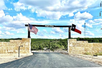 256 Clinch Dr, Fischer, TX 78623