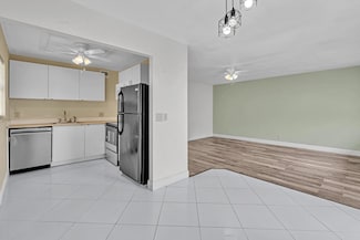 365 Flanders H Unit H, Delray Beach, FL 33484