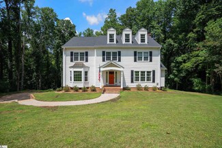 312 Heathwood Ln, Easley, SC 29640