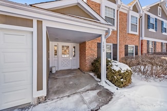 129 Century Ct Unit L1, Schaumburg, IL 60193