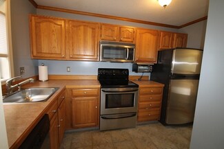575 Bridge Rd Unit 9-3, Florence, MA 01062