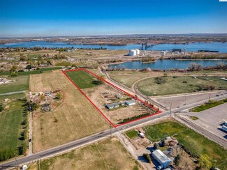 224306 E Bowles Rd, Kennewick, WA 99337