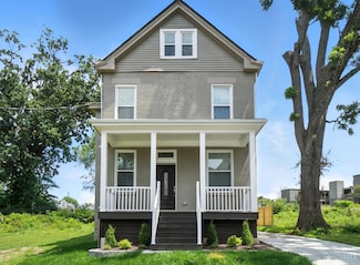 1582 Dixmont Ave, Cincinnati, OH 45207