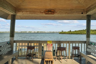 5662 SE Schooner Oaks Way, Stuart, FL 34997
