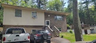 2542 Highview Dr, Brodheadsville, PA 18322