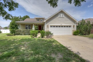 113 Zachary Ln, Carl Junction, MO 64834