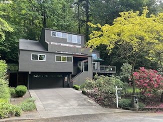 3318 SW 44th Ave, Portland, OR 97221