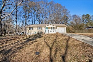219 Valerie Cir, Hiram, GA 30141