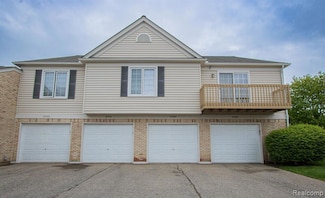 37374 Stonegate Cir Unit 67, Clinton Township, MI 48036