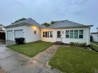 212 Fowler St, Maple Hill, KS 66507