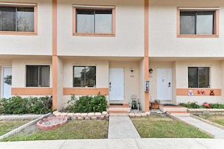 9090 NW 40th St Unit 3, Coral Springs, FL 33065