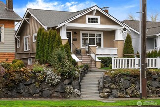 720 N 46th St, Seattle, WA 98103