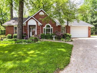 2700 Woods Way, Belleville, IL 62221