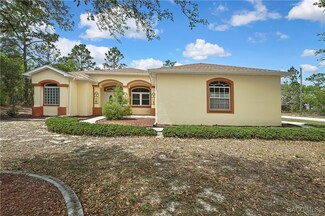 4 Cherry Dr, Homosassa, FL 34446