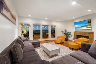 4033 Cody Rd, Sherman Oaks, CA 91403