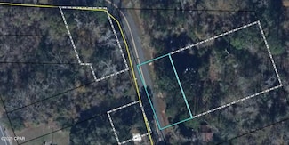 517 Gadsden St, Blountstown, FL 32424