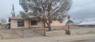 1601 Globe Cir, El Paso, TX 79915