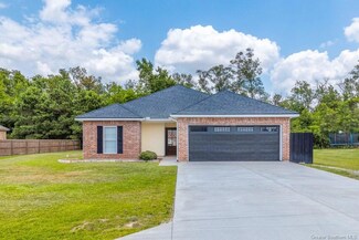 1040 Isabella St, Sulphur, LA 70663