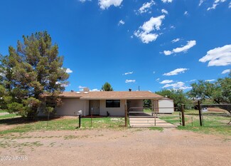 87 E Via Platino, Huachuca City, AZ 85616