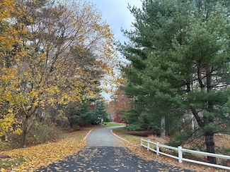 58 Bay Farm Rd, Duxbury, MA 02332