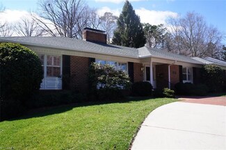 220 Sherwood Forest Rd, Winston Salem, NC 27104