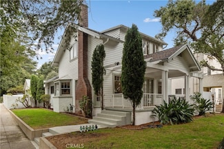 1620 N Holliston Ave, Pasadena, CA 91104