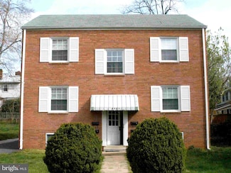 4023 18th Rd N Unit 2, Arlington, VA 22207