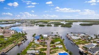 866 Oak St, Fort Myers Beach, FL 33931