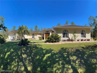 4445 2nd Ave NE, Naples, FL 34120