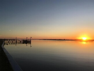 3 Redfish Way, Port Lavaca, TX 77979