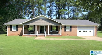 1010 Tomahawk Dr, Talladega, AL 35160