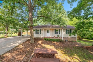 245 Amanda Ct, Stockbridge, GA 30281