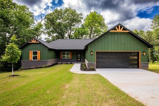25 Lathrop Dr, Bella Vista, AR 72715