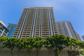 1717 Ala Wai Blvd Unit 303, Honolulu, HI 96815