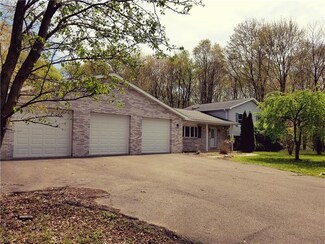 904 W Sunbury Rd, West Sunbury, PA 16061