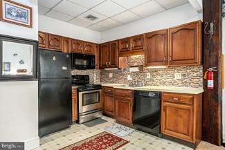 107 Walnut St Unit 107-C, Pottstown, PA 19464
