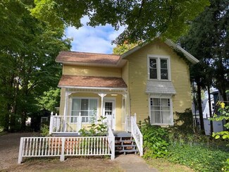 131 N Church St, Climax, MI 49034