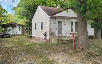 519 E Glass Rd, Ortonville, MI 48462