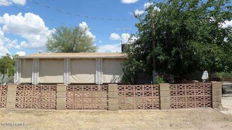 33625 S Park Ln, Black Canyon City, AZ 85324