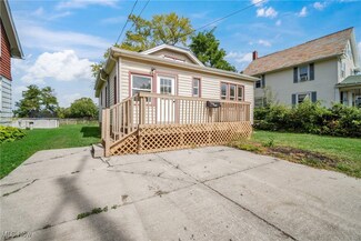 2049 E 39th St, Ashtabula, OH 44004